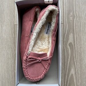 Airwalk Pink Suede Moccasin Slippers with Bow